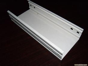 高品質(zhì)槽式電纜橋架