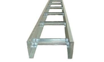 高質(zhì)梯級式電纜橋架